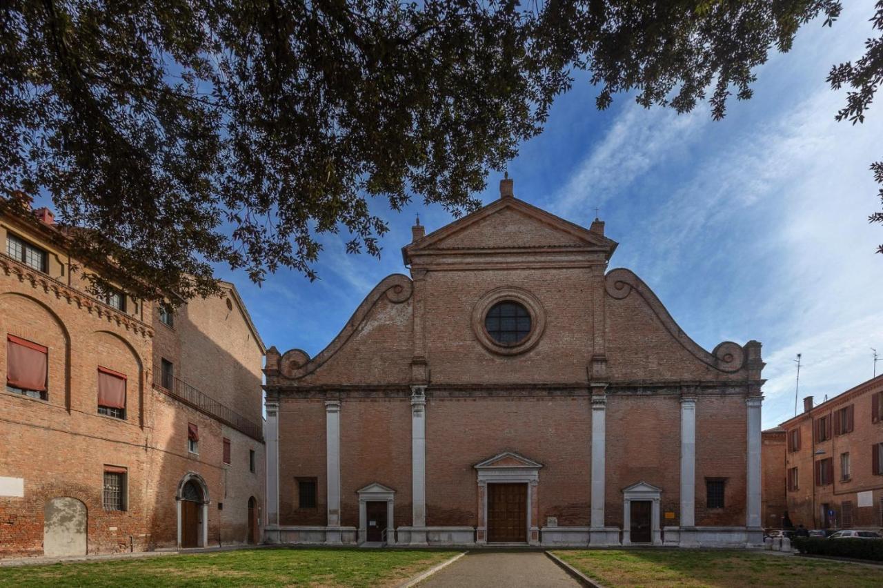 Central Ferrara Apartment Екстериор снимка