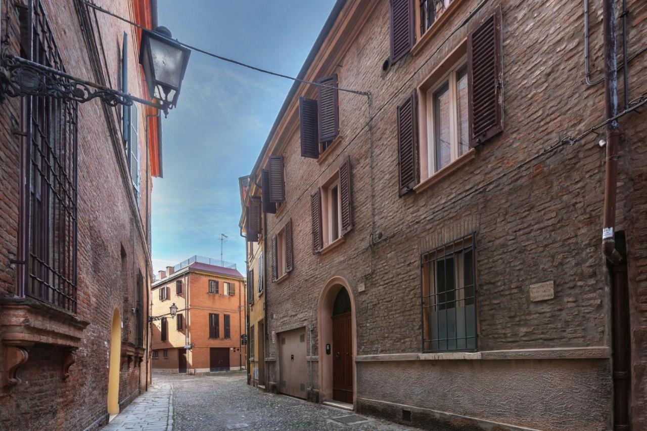 Central Ferrara Apartment Екстериор снимка